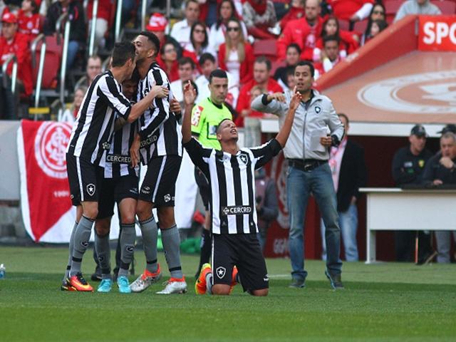 Can Botafogo re-establish themselves in the Campeonato following their promotion from Serie B?